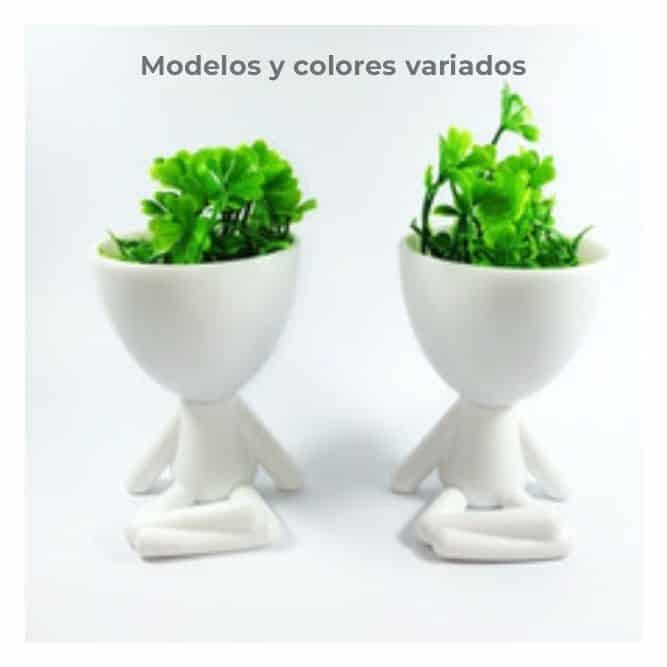 Maceteros Humanoides con planta artificial